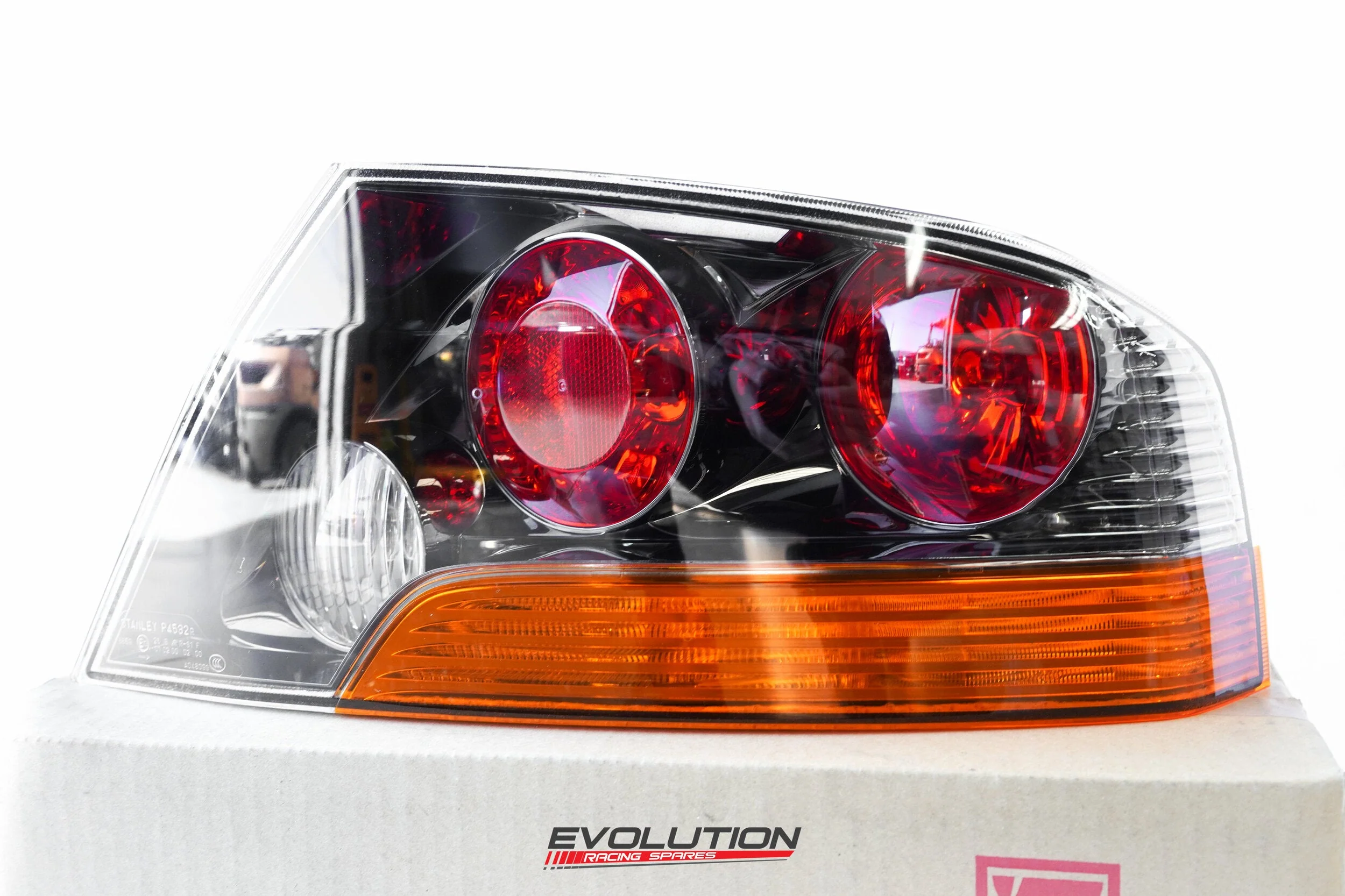 Mitsubishi Evolution Evo 9 Tail Light Lamp RHS Driver Genuine OEM (8330A120) - Image 3