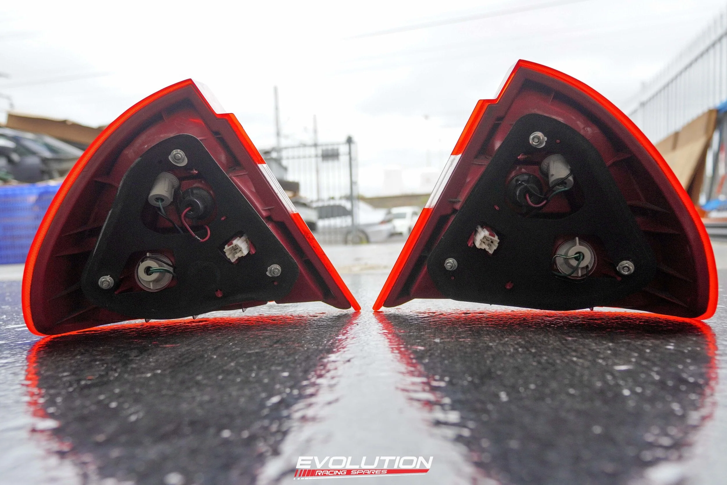 Mitsubishi OEM Evo 5 6 CP9A Tail Lights - Stanley RR1711 - Image 4