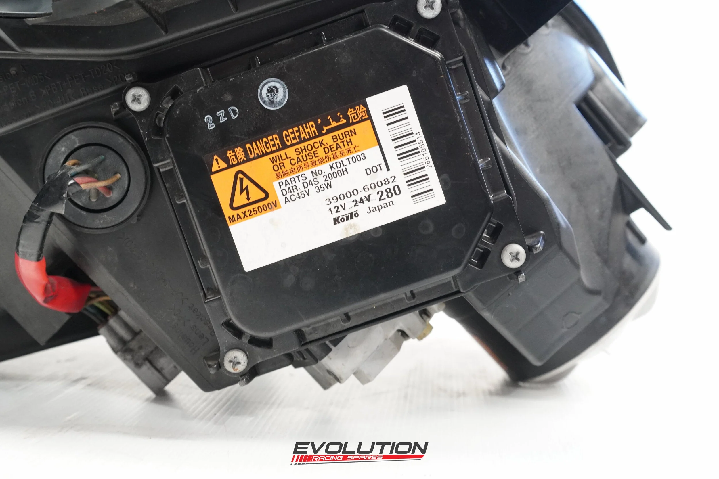 Toyota 86 GTS Headlights Pair HID Xenon Type - Image 4